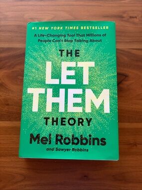 The Let Them Theory Book - Green